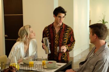 Emmys-2018, The Assassination of Gianni Versace: American Crime Story (2018) Season 2, Episode TK Pictured: (l-r) Annaleigh Ashford as Elizabeth, Darren Criss as Andrew Cunanan, Nico-Evers-Swindell as Phil. CR: Ray Mickshaw/FX