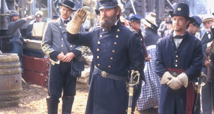 Stephen Lang and Sean Pratt in Gods and Generals (2003)
