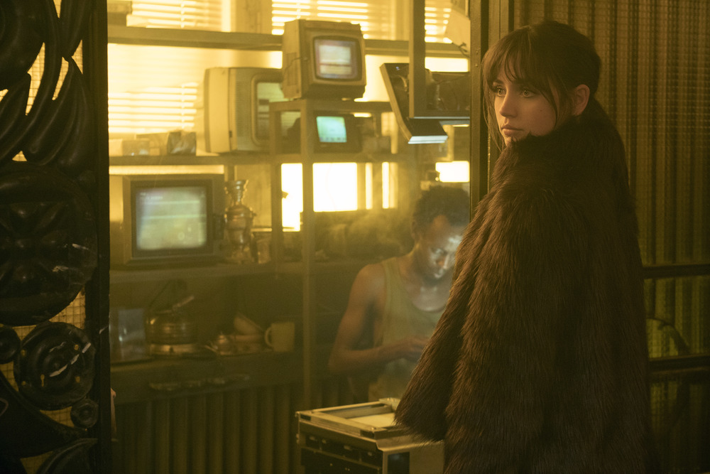 BLADE RUNNER 2049
