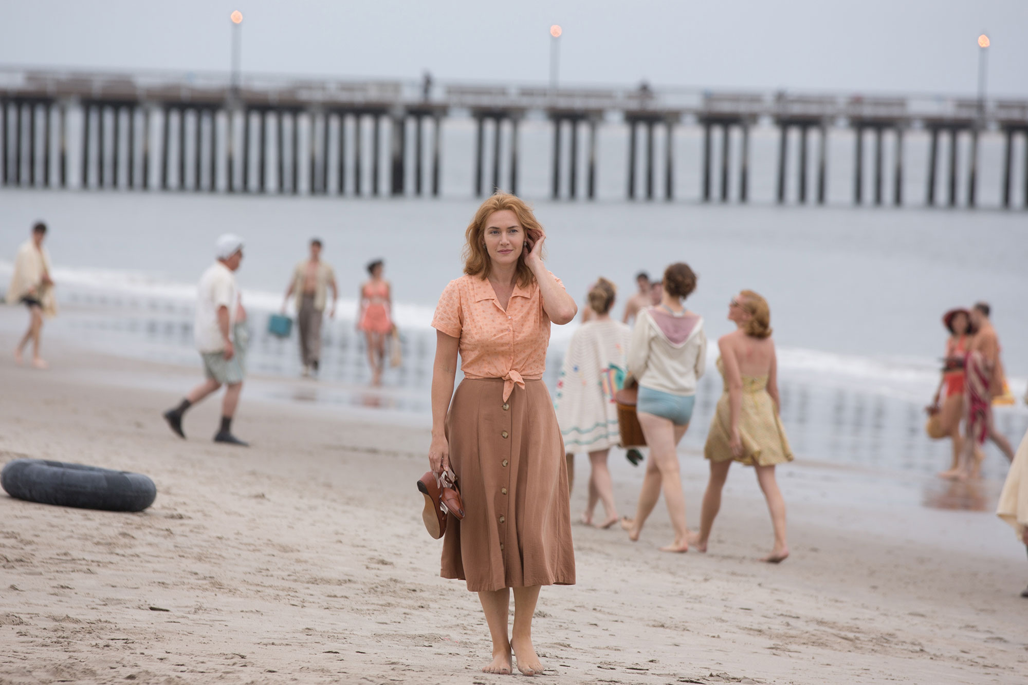 Wonder-Wheel-Kate-Winslet-2018