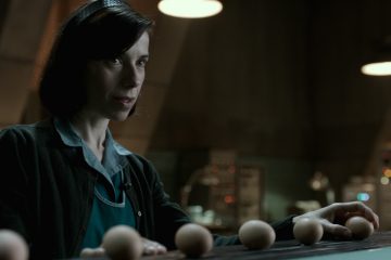 Sally Hawkins and Octavia Spencer in the film THE SHAPE OF WATER.