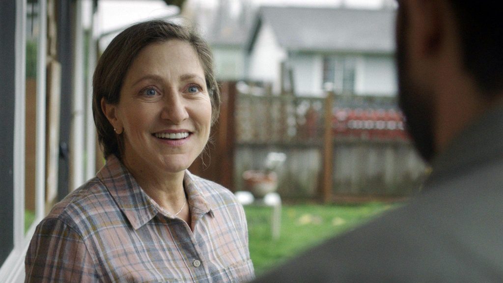 Lynn Shelton's Outside In