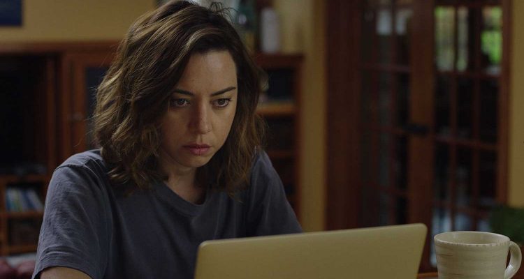 EasyS2publicity_stills-Aubrey-Plaza