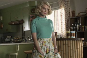 suburbicon-Julianne-Moore