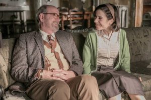 Richard-Jenkins-and-Sally-Hawkins-in-the-film-THE-SHAPE-OF-WATER