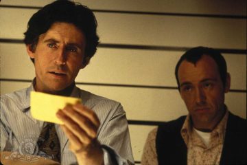 Kevin-Spacey-and-Gabriel-Byrne-in-The-Usual-Suspects-(1995)