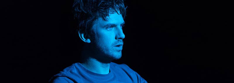 dan-stevens-legion-season-2-april