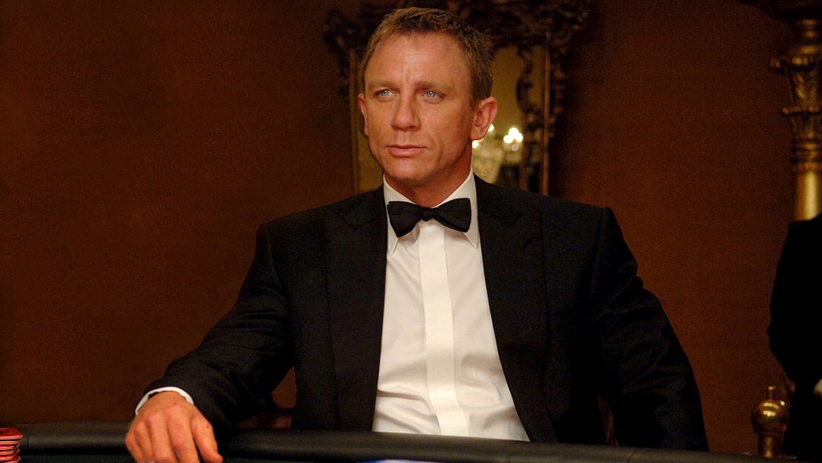 Daniel Craig Stars, Rian Johnson Directs Murder Mystery 'Knives