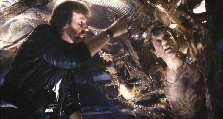 james cameron aliens