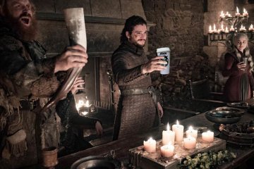 game of thrones season-8-episode-4-tormund-jon-dany-toast-hs