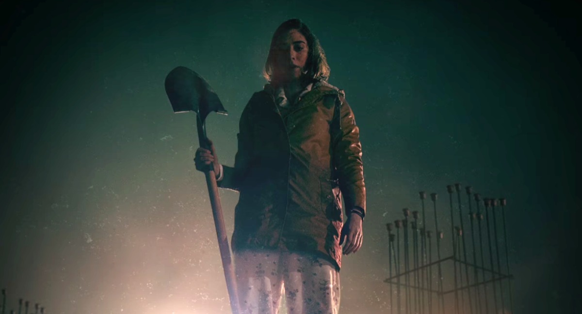 Castle Rock Season 2 Trailer Misery Comes To Town In The Stephen   Castle Rock Season 2 Lizzy Caplan 