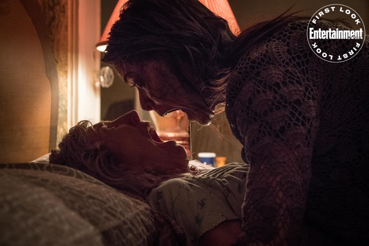 Lin Shaye and Tara Westwood in Screen Gems' THE GRUDGE.