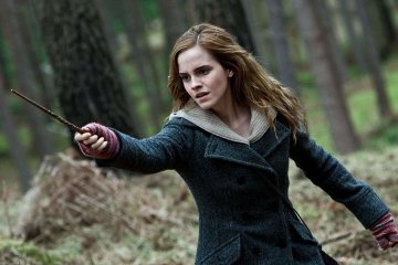 Emma Watson Harry Potter Deathly Hallows