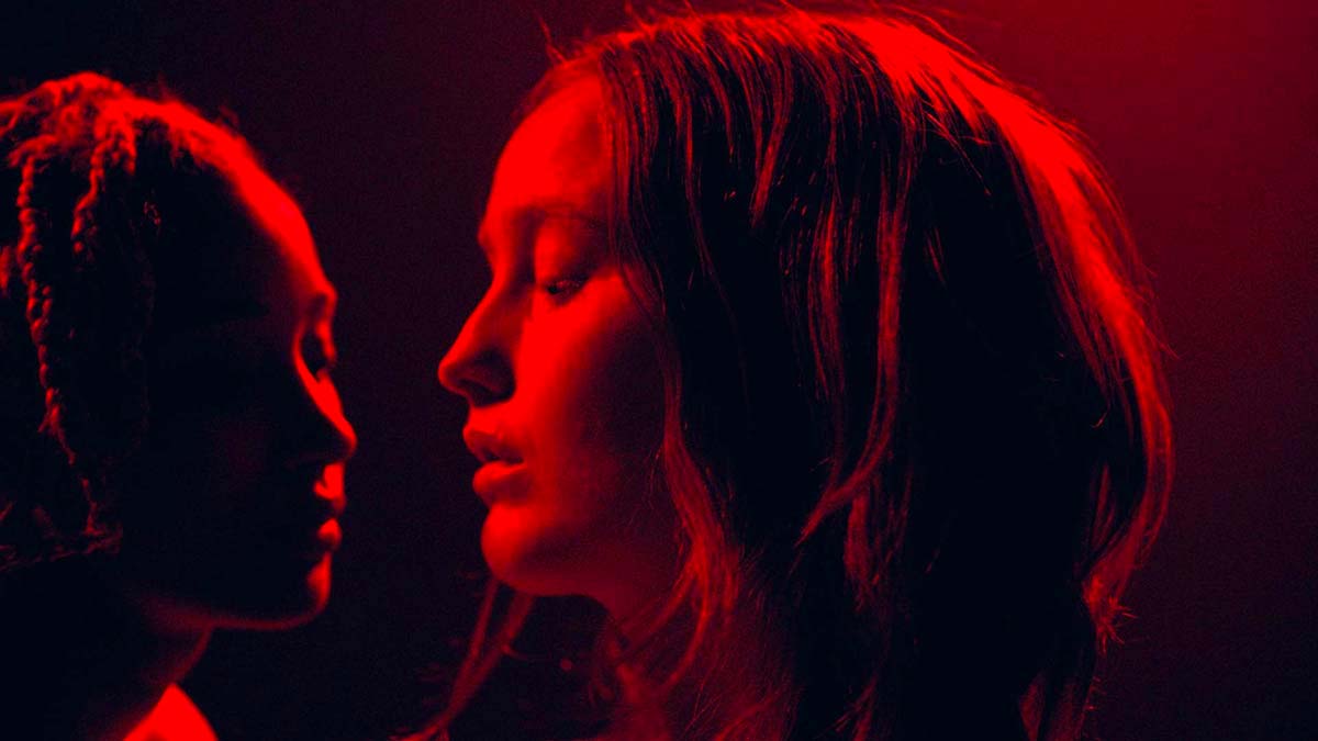 Bodies Bodies Bodies' Trailer: Amandla Stenberg, Maria Bakalova Do Hot Girl  Sh*t In A24's Gen-Z New Horror Comedy