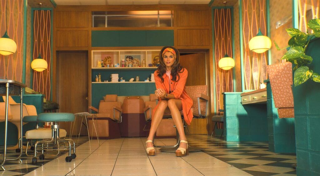 Palm Royale, Kristen Wigg