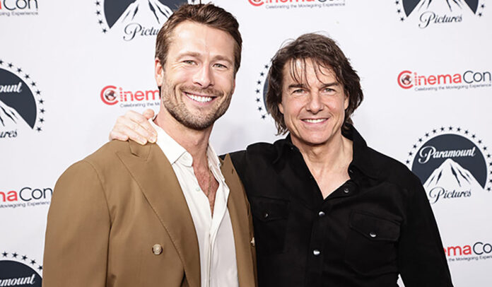 Tom Cruise, Glen Powell