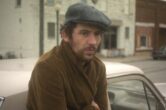 ‘The Mastermind’: First Look Of Josh O’Connor & Alana Haim In Kelly Reichardt’s Cannes Competition Drama [Ned]