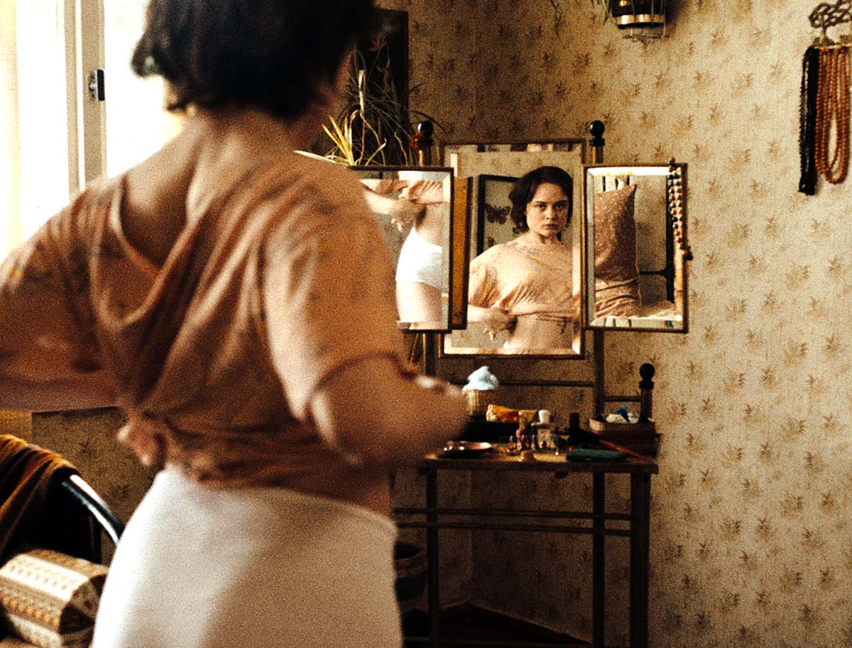 ‘Sound Of Falling’ Review: The Body Keeps The Score In Mascha Schilinski’s Hotly Anticipated Competition Contender [Cannes]