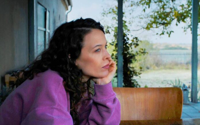 ‘Mirrors No.3’ Review: Christian Petzold’s First Film In Cannes Is Exquisitely Realized But Strangely Predictable [Cannes]
