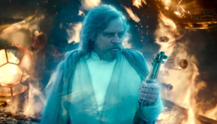 'Star Wars': Mark Hamill Wasn't Thrilled Original Trio Was Killed-Off In New Trilogy