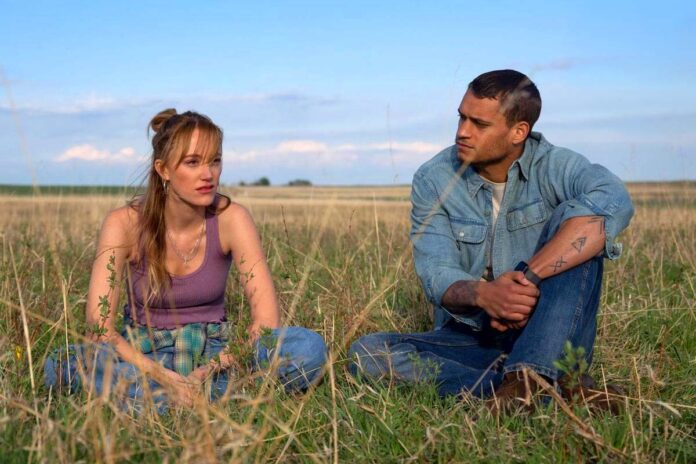 Reminders of Him, Maika Monroe,