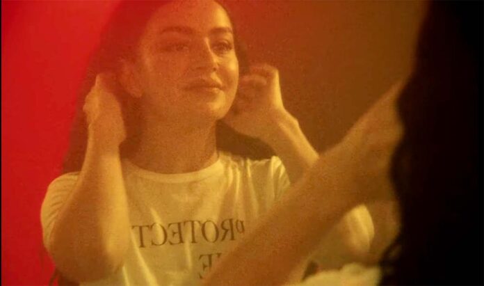 Charli xcx,, The Moment