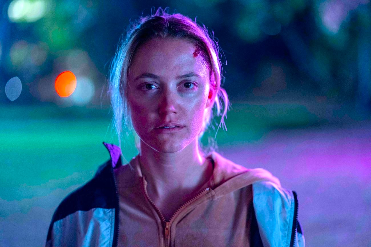'In Cold Light' Trailer: Maika Monroe Plays An Ex-Con In Drug Empire ...