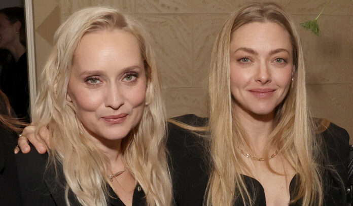 Mona Fasthold, Amanda Seyfried