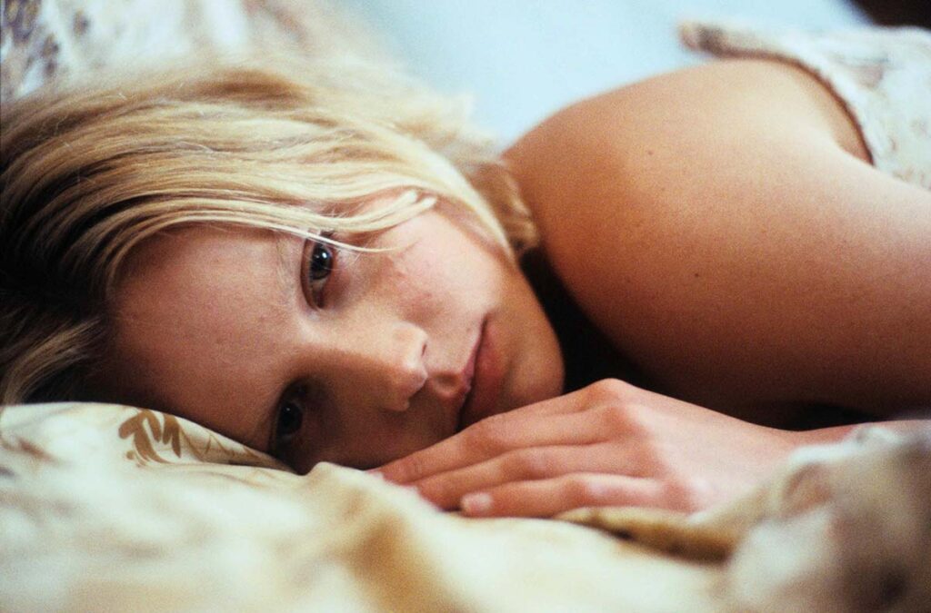 Sam Worthington and Abbie Cornish Star in the 4K-Restored SOMERSAULT,