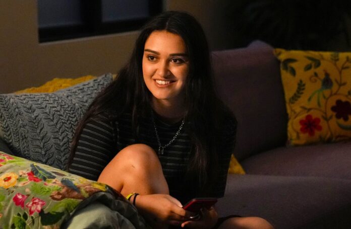 Deep Cuts, Ariela Barer, A24