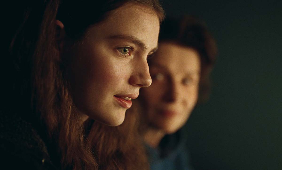 ‘Queen At Sea' Trailer: Juliette Binoche Leads Lance Hammer's Long-Awaited Return 18 Years After ‘Ballast'