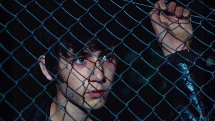 ‘Goodbye Cruel World’ Review: Félix De Givry’s Directorial Feature Debut Transforms Despair Into A Delicate Lullaby [Cannes]