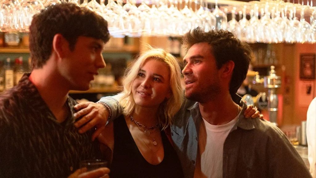 ‘Falling’ Review: An Excellent Cast Inhabits A Rom-Com Hampered By What Every Other Rom-Com Has Already Done